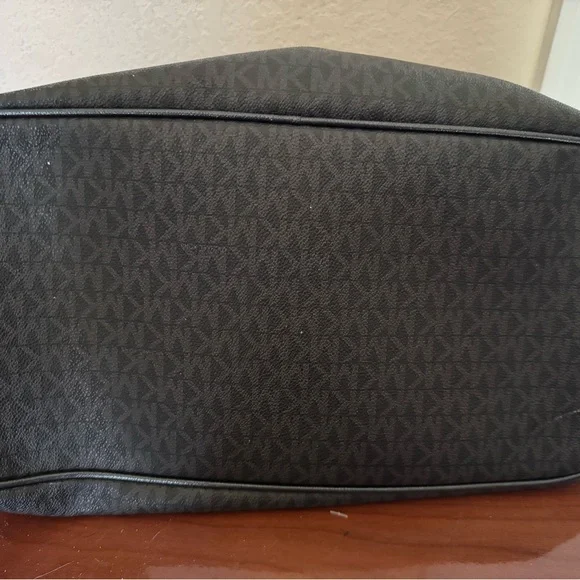 Michael Kors Black Signature Tote - Picture 11 of 16